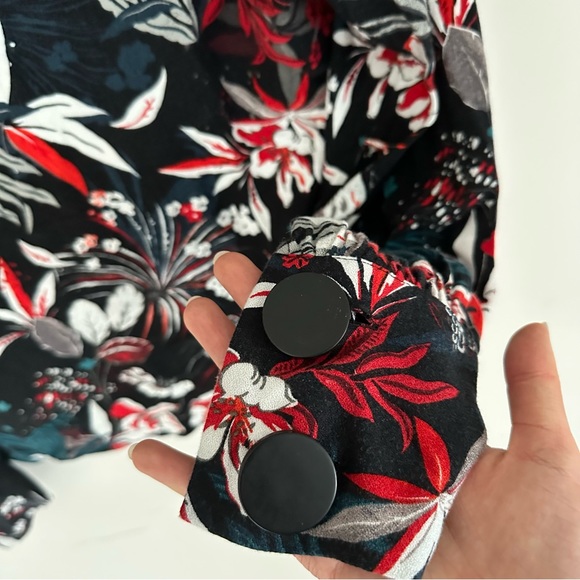 MNG Floral Longsleeve Button Up - Picture 4 of 4